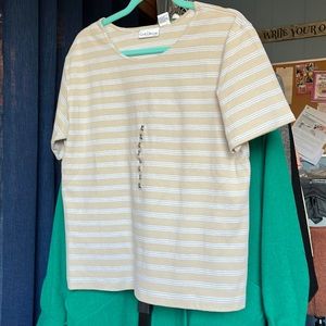 2 women’s T-shirts, Croft and Barrow, brand new with tags attached. Size XL